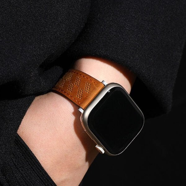 Apple Watch 49/46/45/44mm Brad Deri Kordon Gerçek Deri Delikli Tasarım