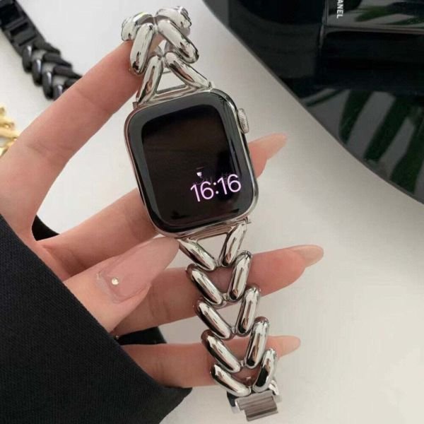 Apple Watch 44-45-42-49mm Metal Başak Desen Metal Kordon Gümüş