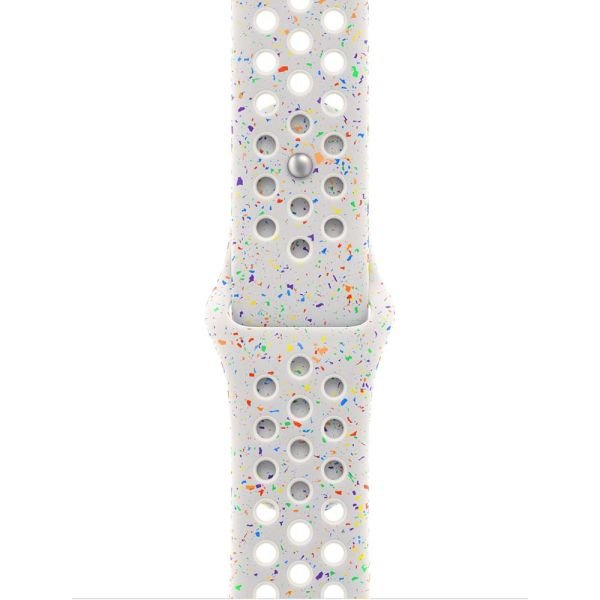 Apple Watch 42-44-45-49mm Benekli Nike Delikli Silikon Kordon Beyaz