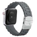 Apple Watch 45/44/42mm 3B Baklalı Silikon Metal Klipsli Kordon Gri